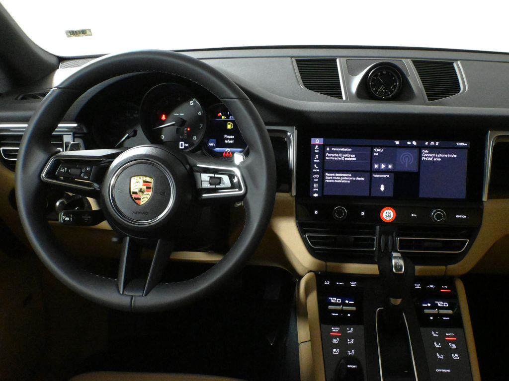 Thumbnail: 2025 Porsche Macan - 19