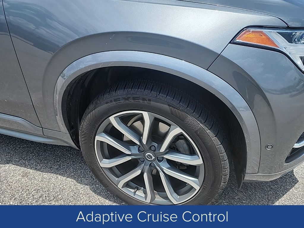 2019 Volvo XC90 T6 Momentum