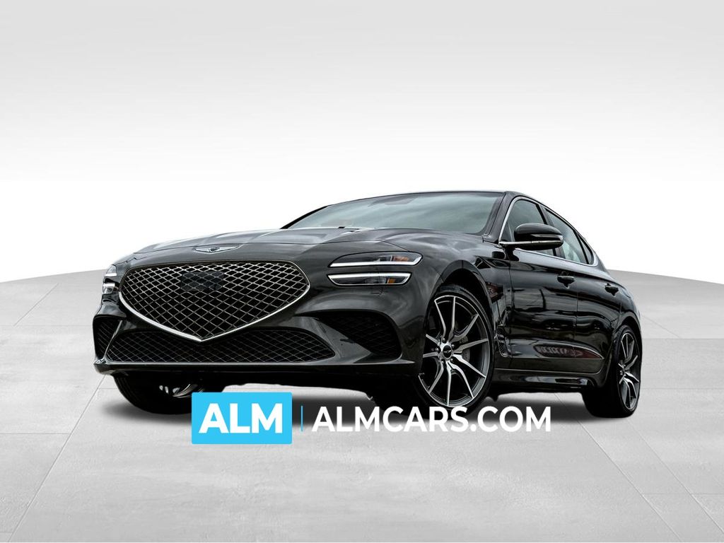 2025 Genesis G70 2.5T Standard's photo