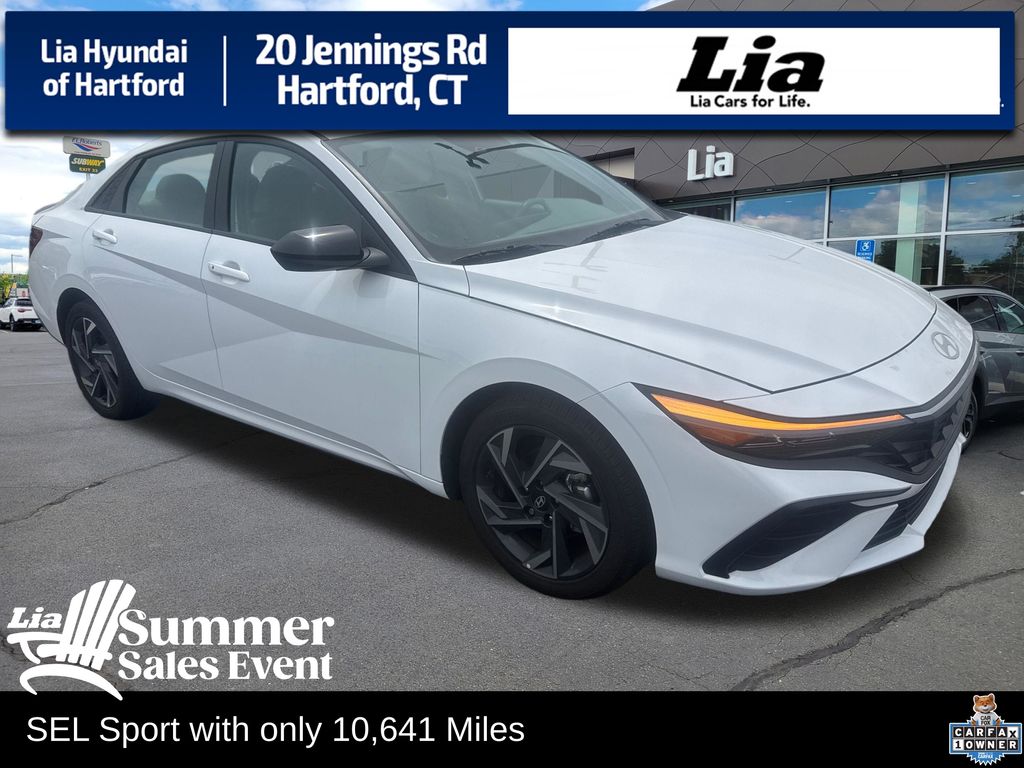 Serenity White 2025 Hyundai Elantra Sedan Front-Wheel Drive Continuously Variable Transmission