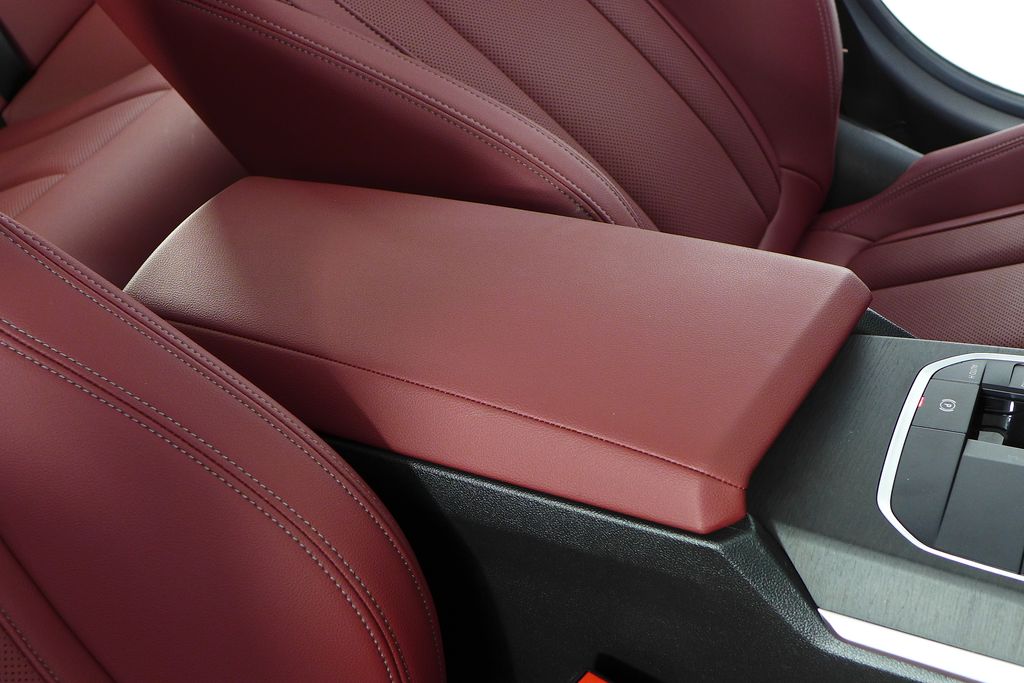 Thumbnail: 2024 BMW 3 Series - 16