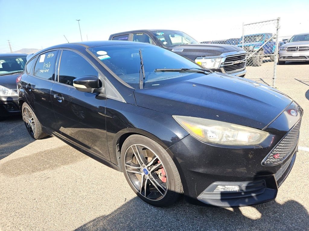 2016 Ford Focus ST