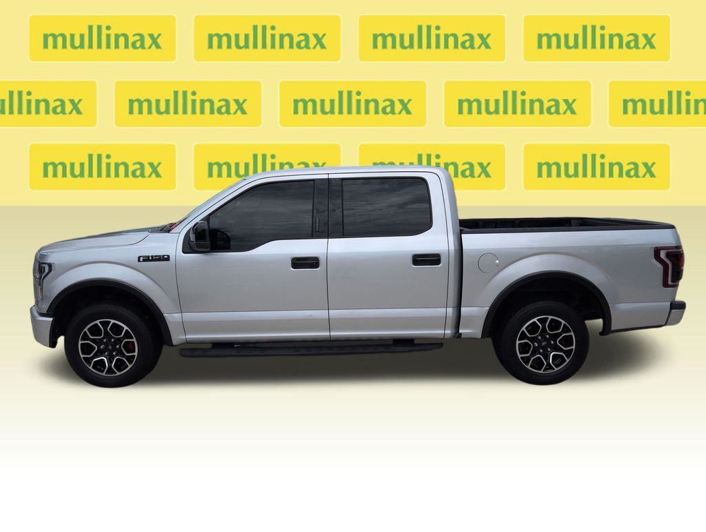 Used 2016 Silver Ford XLT image 9