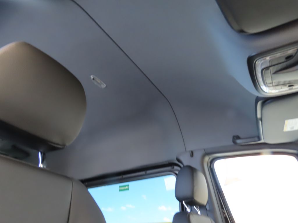 Thumbnail: 2026 Mercedes-Benz Sprinter - 18