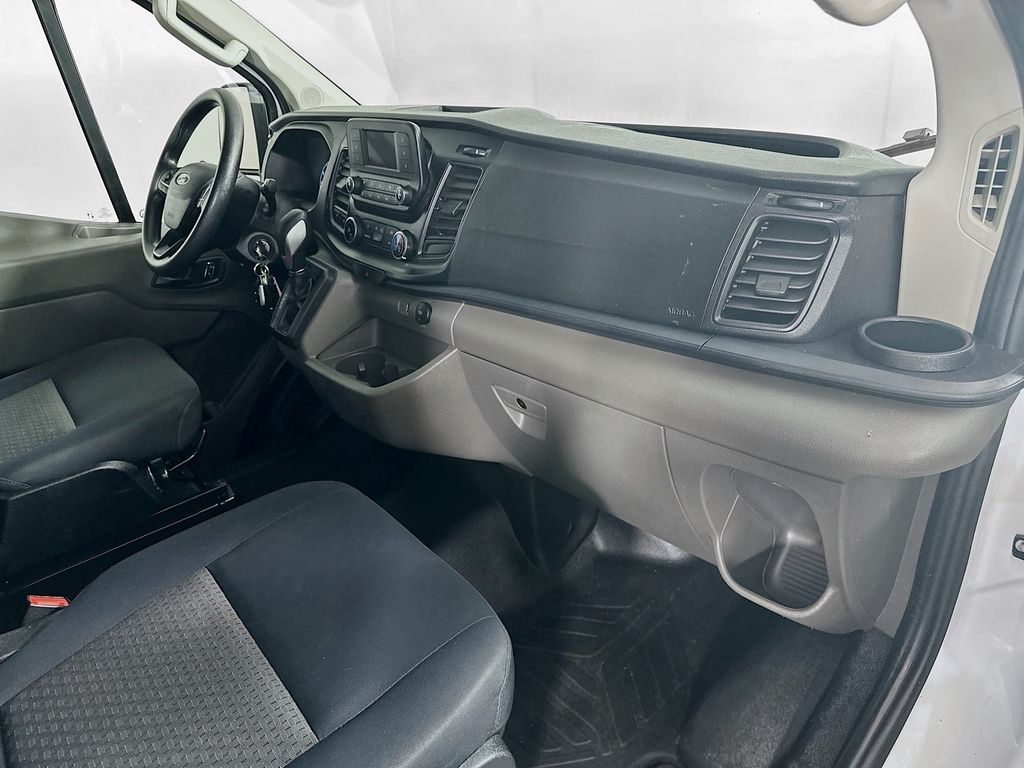 Used 2024 White Ford Base image 31