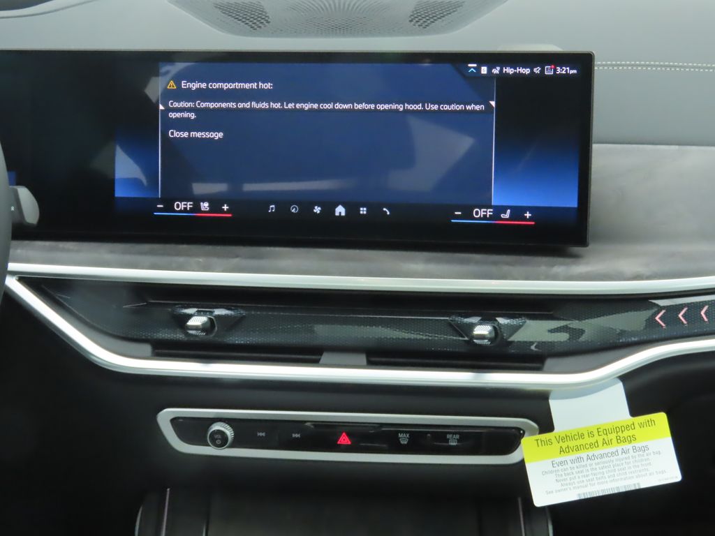 Thumbnail: 2026 BMW X7 - 15