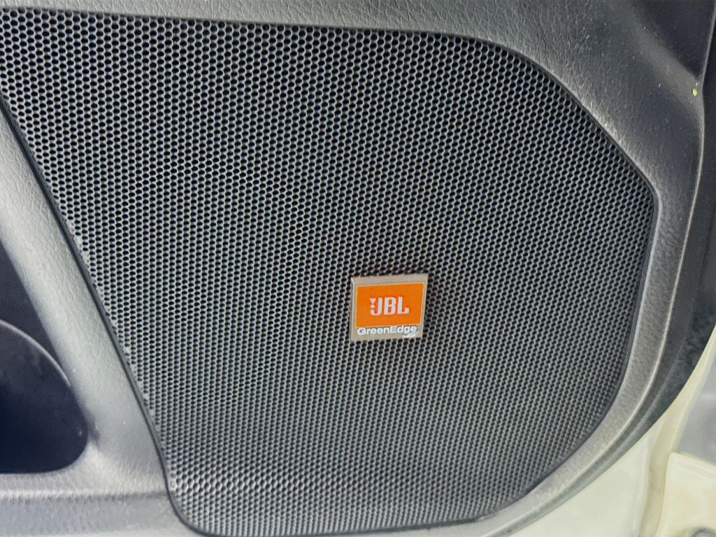 Used Car 2018 Toyota Highlander Hybrid  Limited For Sale Under $25,000 In Austin, Texas