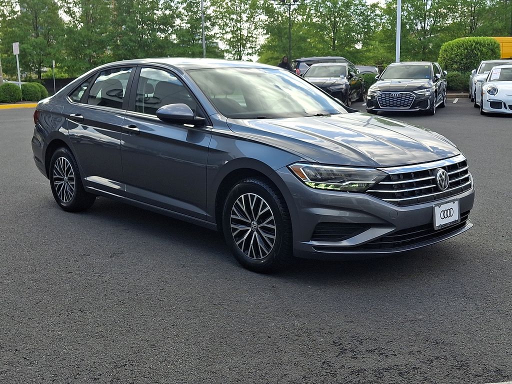Thumbnail: 2021 Volkswagen Jetta - 3