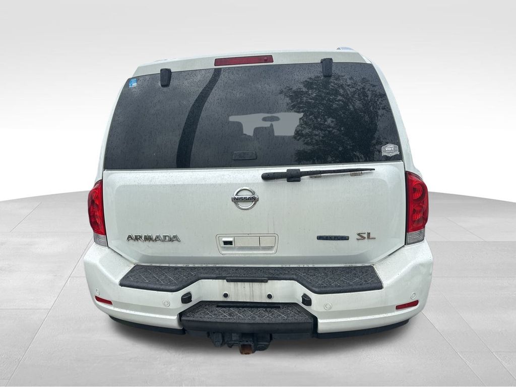 2014 Pearl White Nissan Armada SL RWD SUV