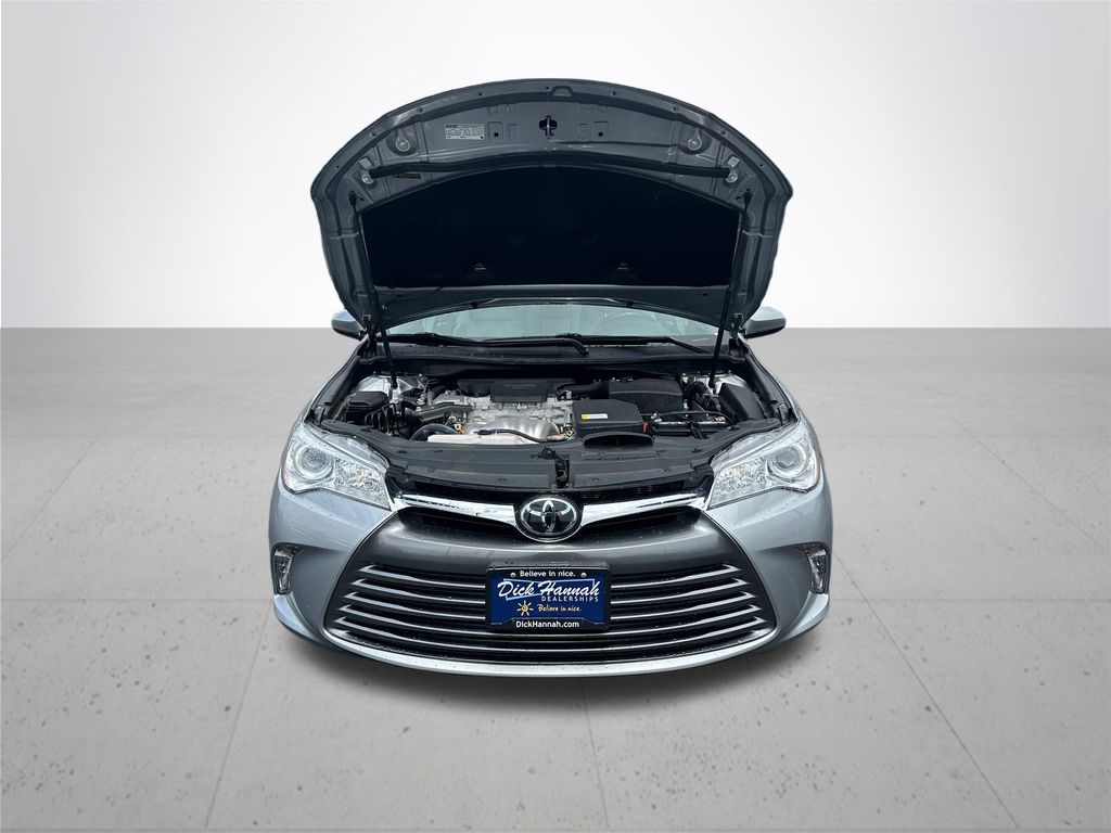 2016 Toyota Camry XLE