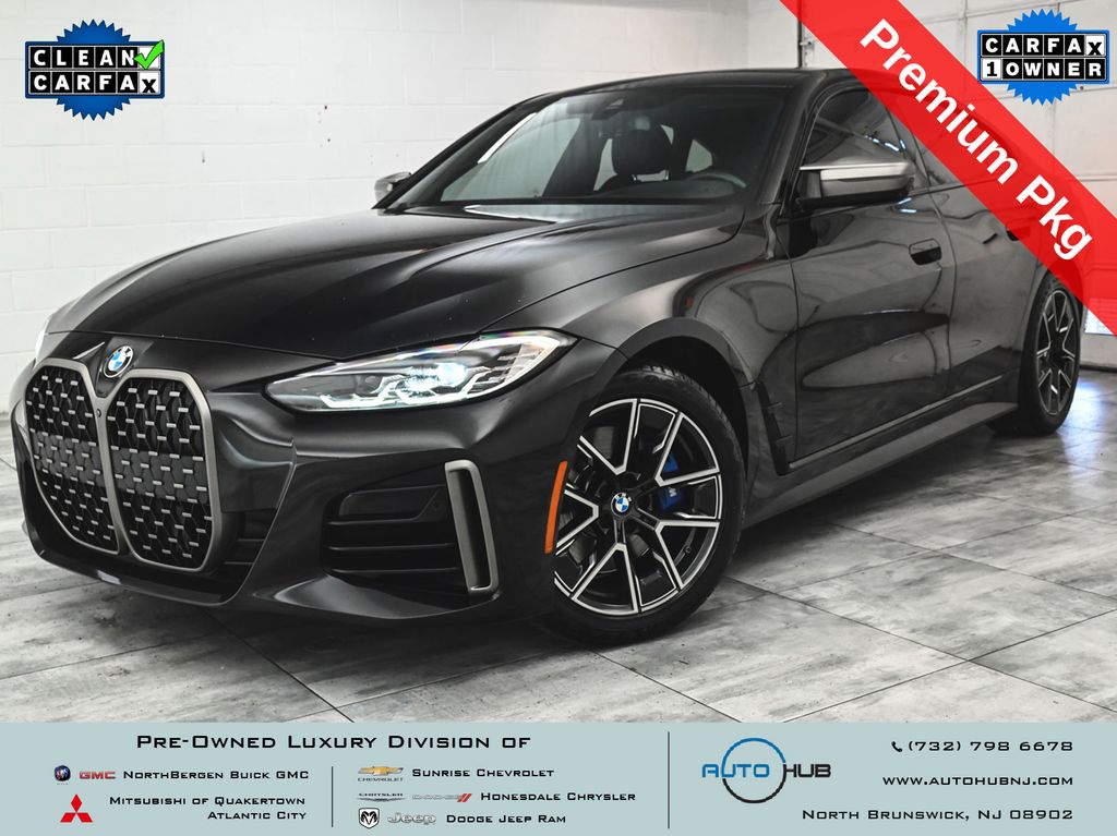 Black Sapphire Metallic 2022 BMW 4 Series Coupe All-Wheel Drive 8-Speed Automatic
