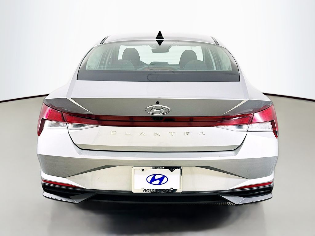 Thumbnail: 2022 Hyundai Elantra - 6