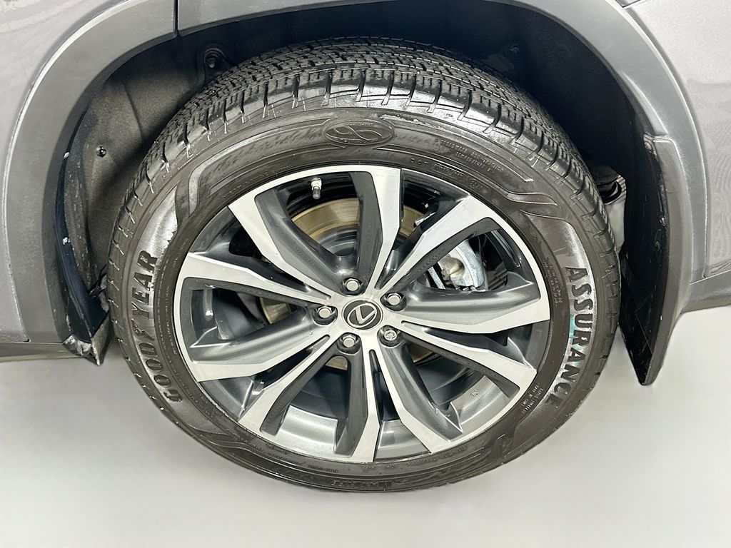 Thumbnail: 2022 Lexus RX - 32