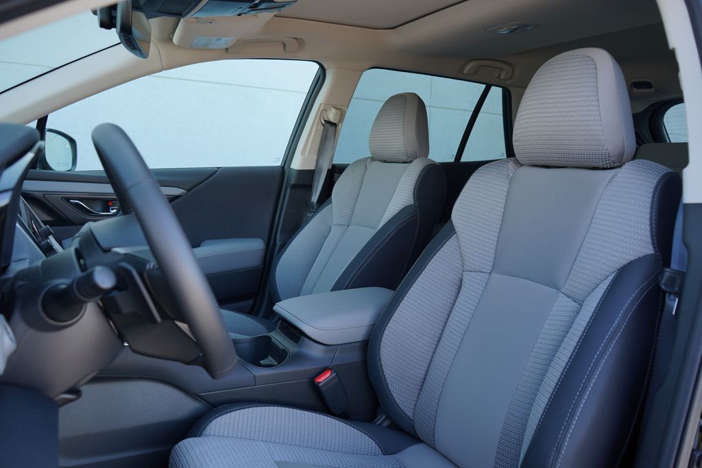 2025 Subaru Outback Premium 7