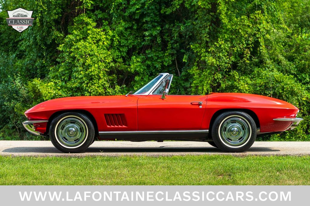 1967 Chevrolet Corvette 32