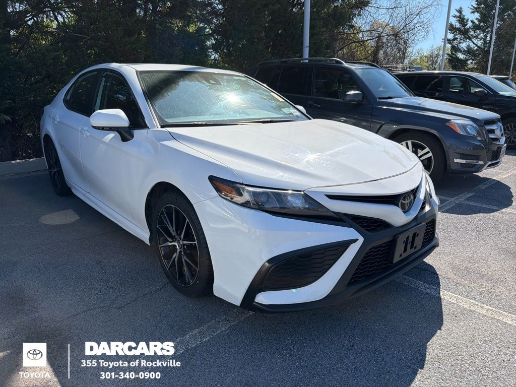 Ice 2024 Toyota Camry SE FWD Sedan Front-Wheel Drive 8-Speed Automatic