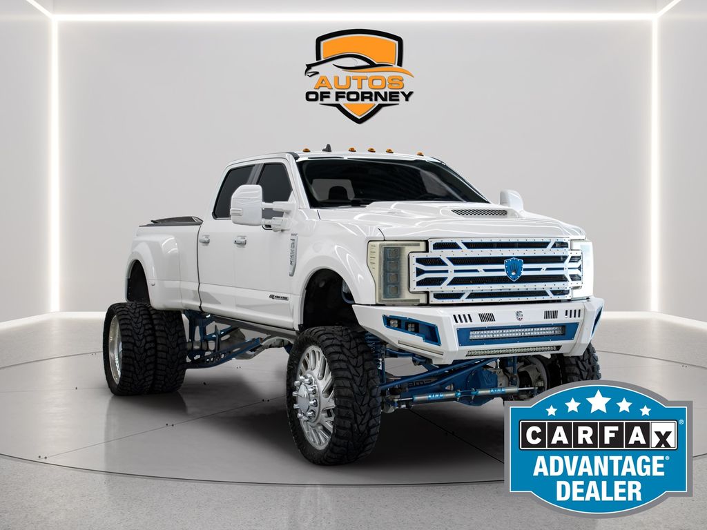 White Platinum Clearcoat Metallic 2019 Ford F-350 Super Duty Limited Crew Cab LB DRW 4WD Pickup Truck Four-Wheel Drive 6-Speed Automatic