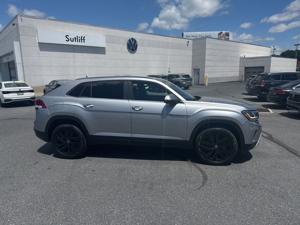 2023 Volkswagen Atlas Cross Sport 2.0T SE w/Technology Silver at Subaru and VW of Moon Township