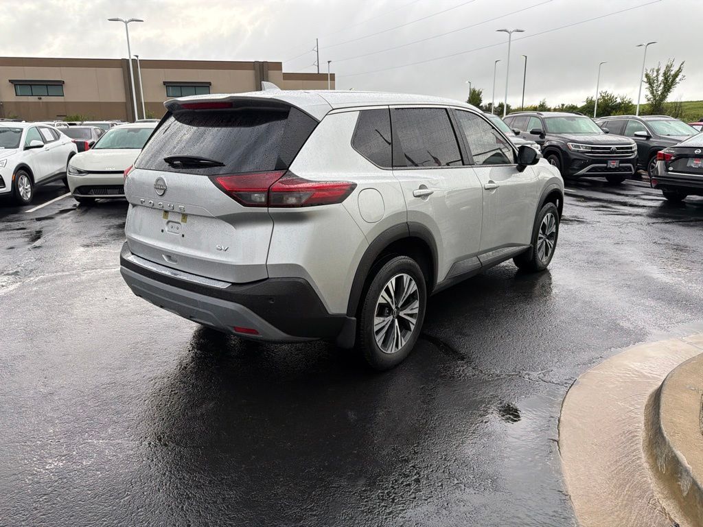 Used 2023 Silver Nissan SV image 7