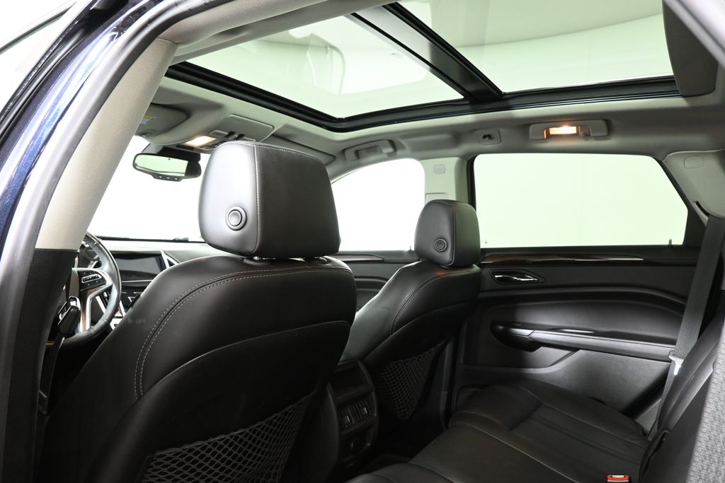 Thumbnail: 2015 Cadillac SRX - 6