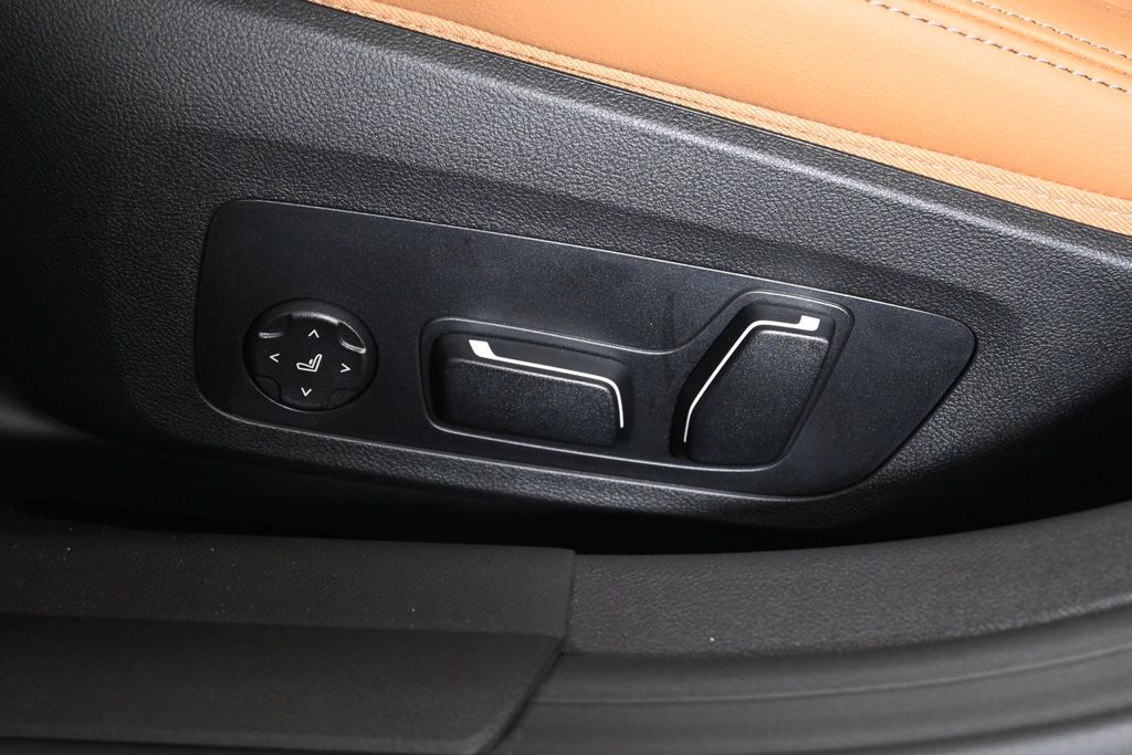 Thumbnail: 2026 BMW 4 Series - 28