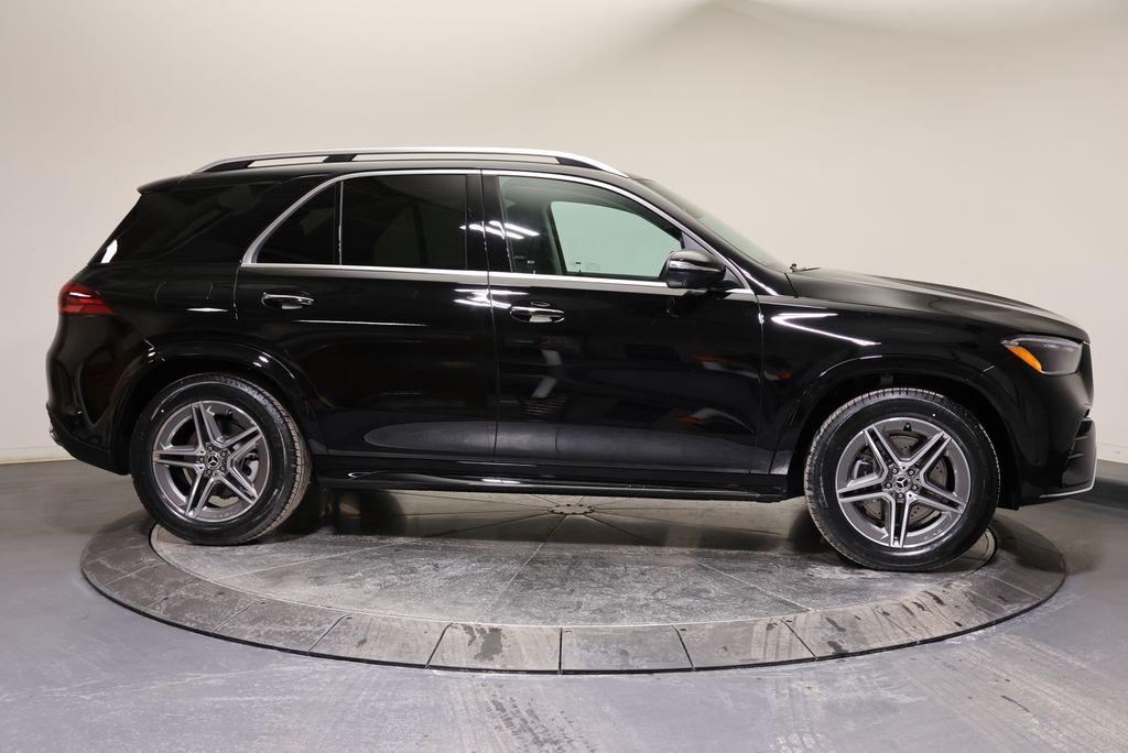 Thumbnail: 2026 Mercedes-Benz GLE - 8