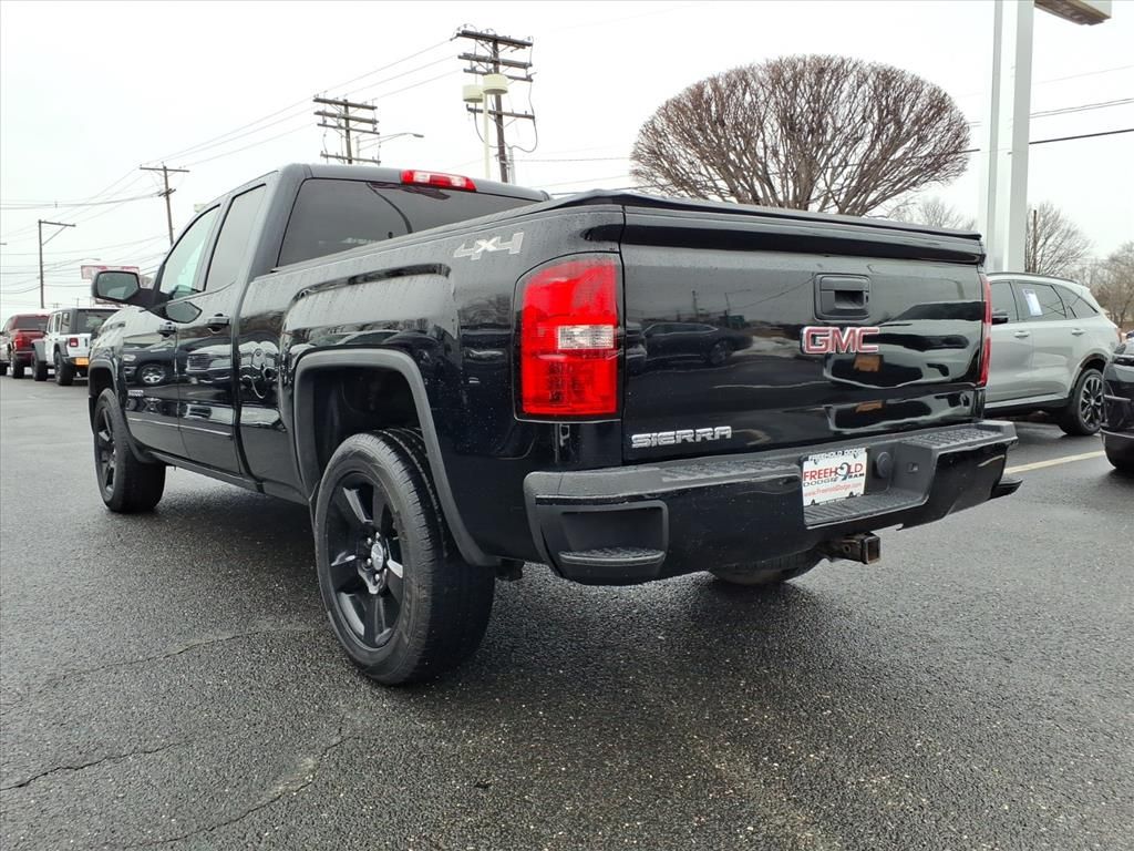 used 2015 GMC Sierra 1500 car, priced at $18,900