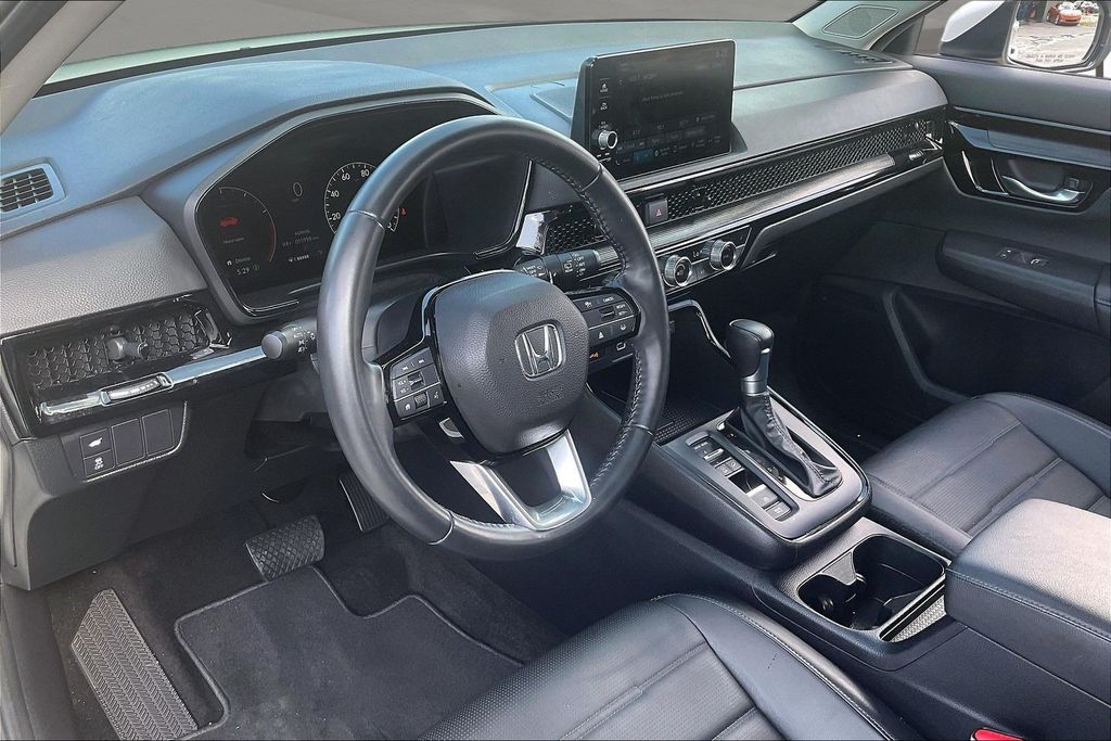 Used 2025 Honda CR-V SUV