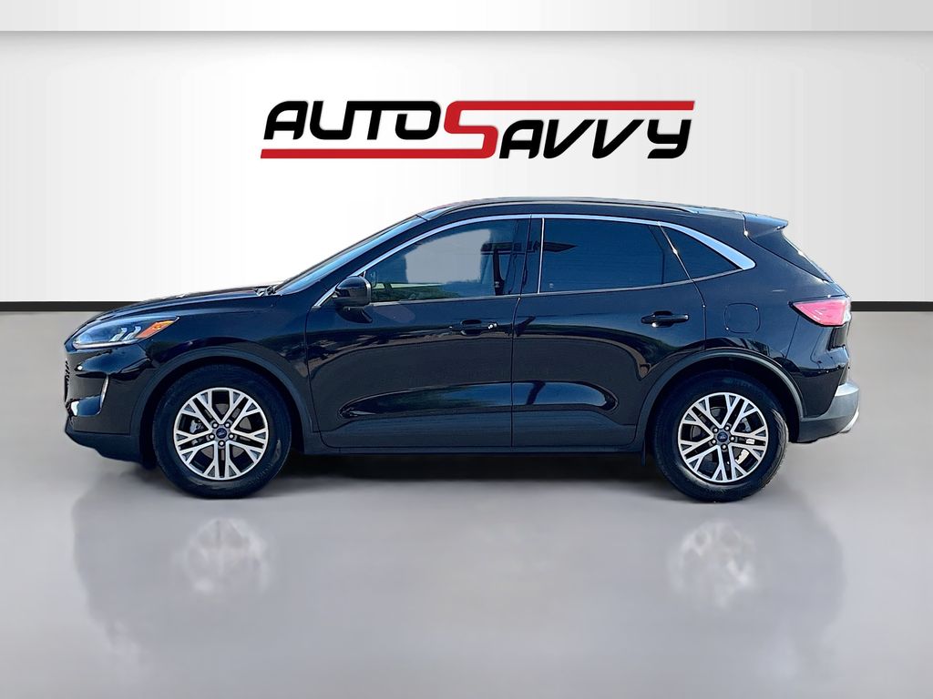 Used 2022 Black Ford SEL image 3