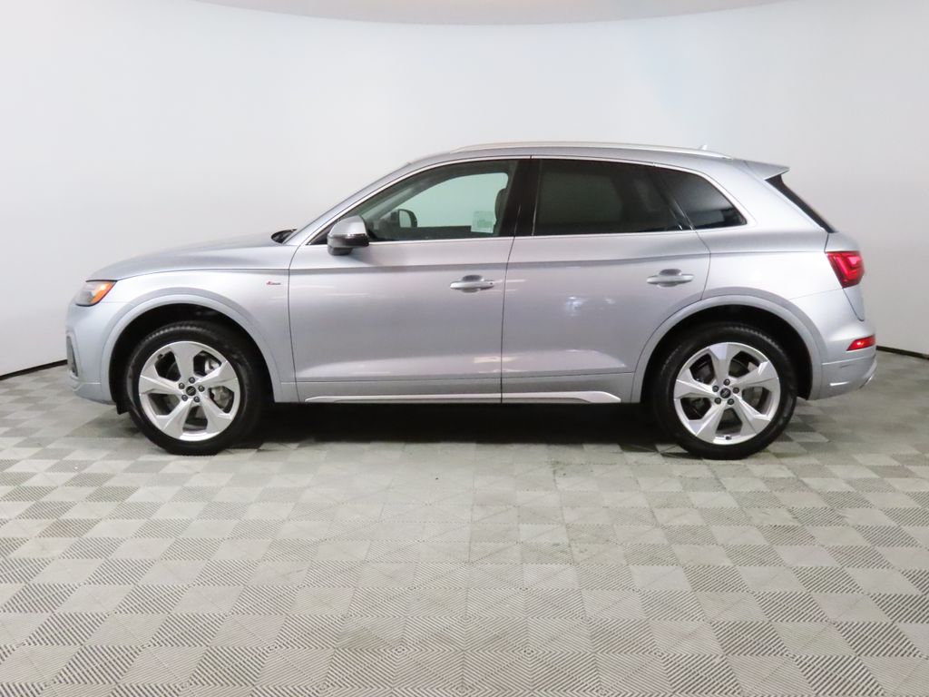 Thumbnail: 2025 Audi Q5 - 2