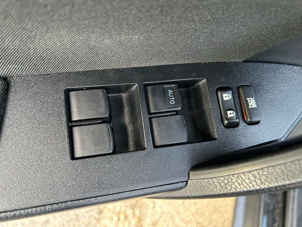 Thumbnail: 2019 Toyota Corolla - 16