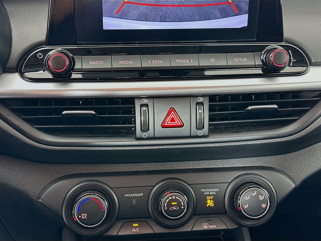 2023 Kia Forte LXS 15