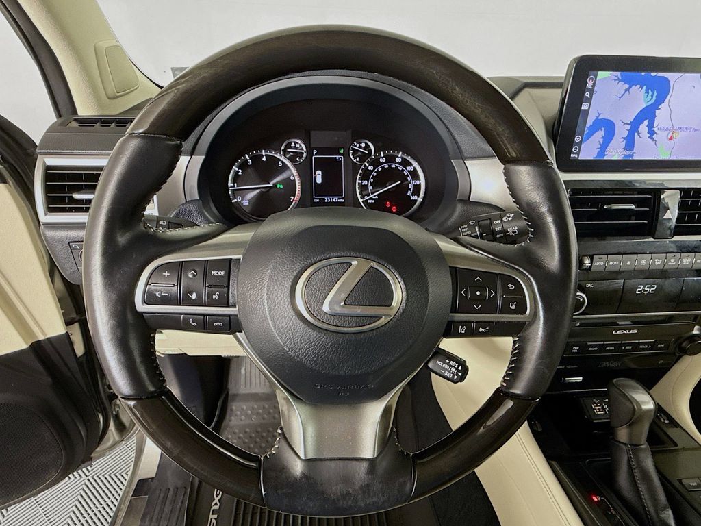 Thumbnail: 2022 Lexus GX - 11