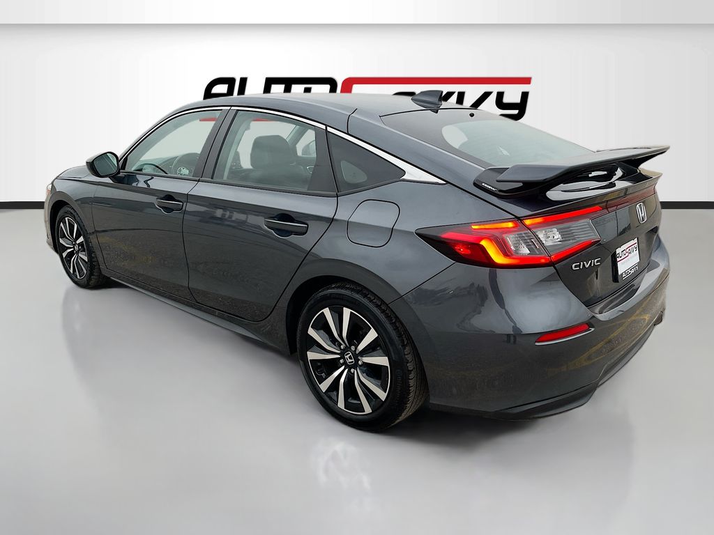 Used 2022 Black Honda EX-L image 5