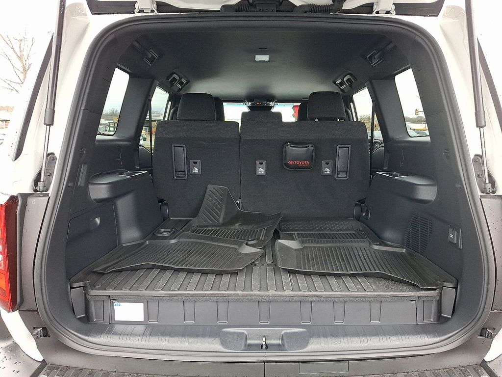 Thumbnail: 2024 Toyota Land Cruiser - 29