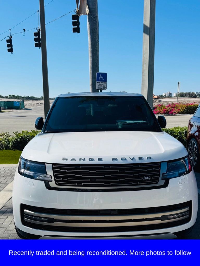 Fuji White 2025 Land Rover Range Rover SUV / Crossover All-Wheel Drive 8-Speed Automatic