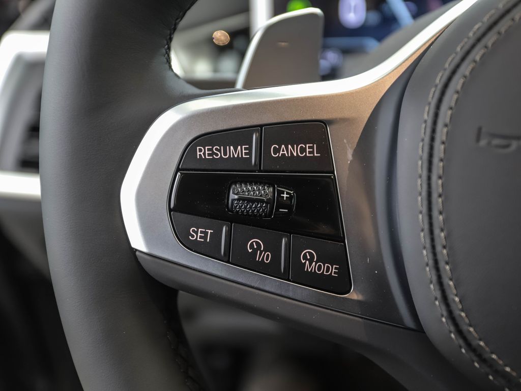 Thumbnail: 2026 BMW X5 - 11