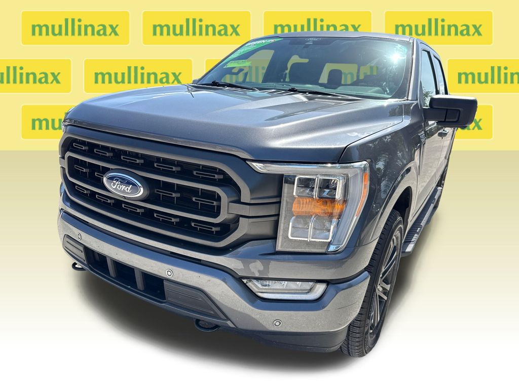 Used 2022 Gray Ford XLT image 9