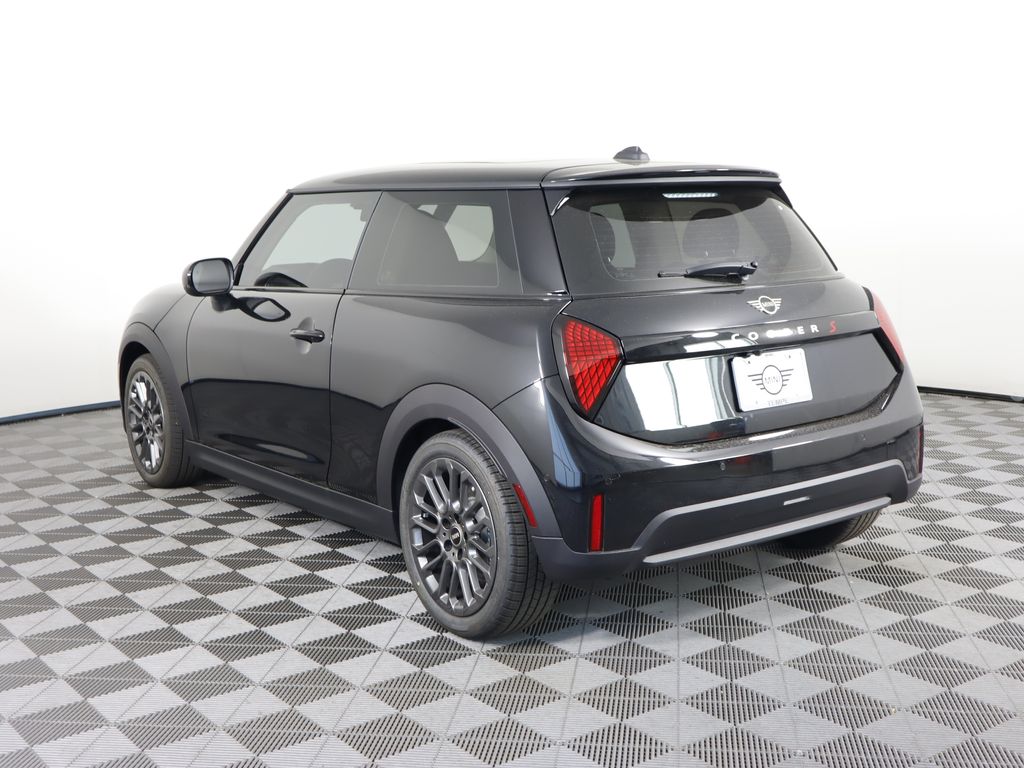 2025 MINI Cooper S 7