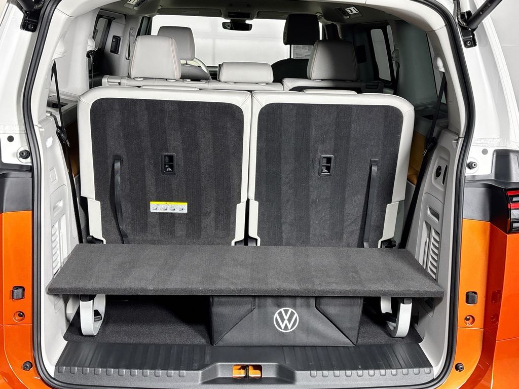 2025 Volkswagen ID. Buzz Pro S Plus