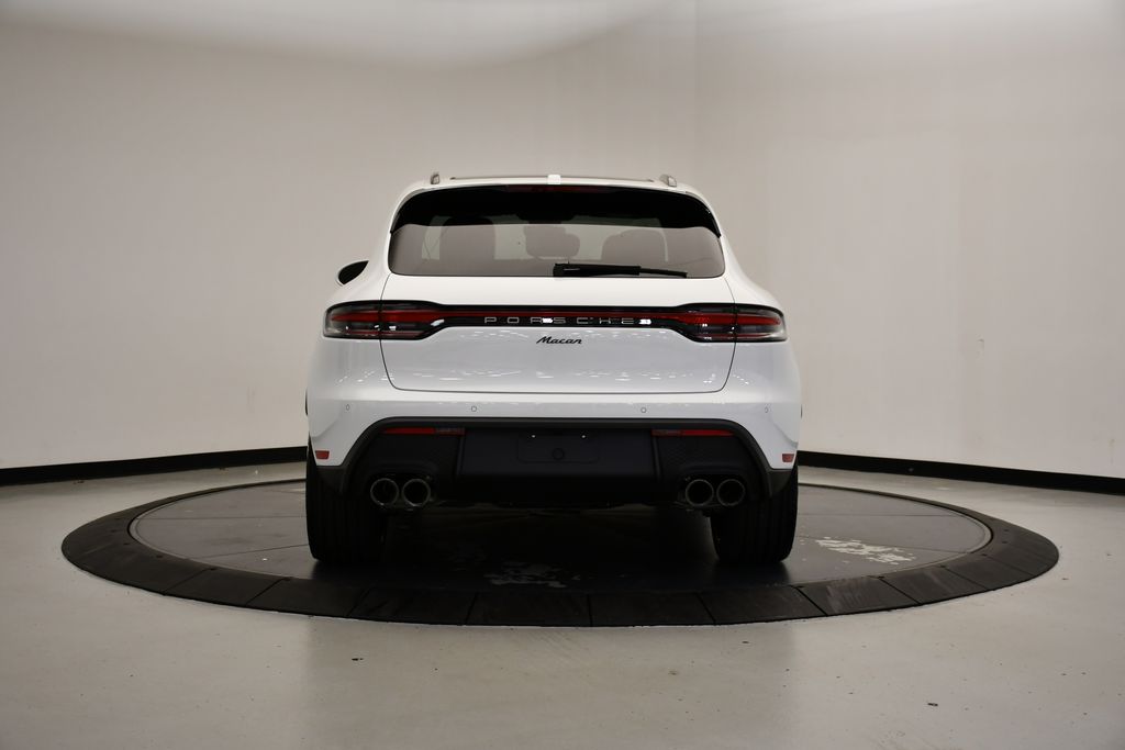 Thumbnail: 2026 Porsche Macan - 6