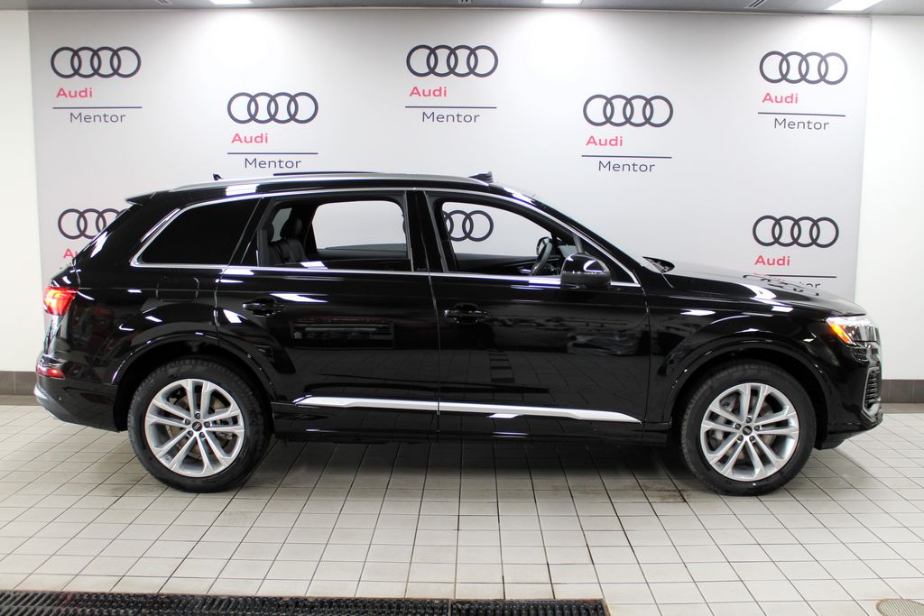 2025 Audi Q7 Premium 7