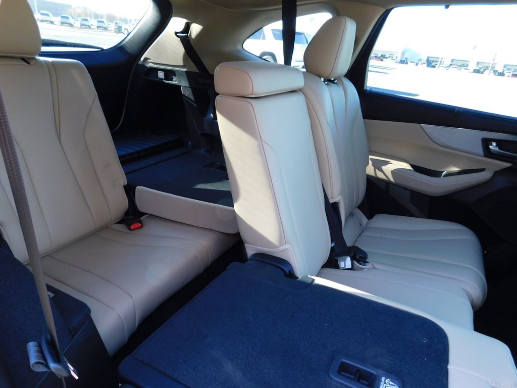 Thumbnail: 2024 Acura MDX - 5