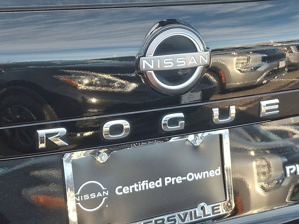 Thumbnail: 2022 Nissan Rogue - 32