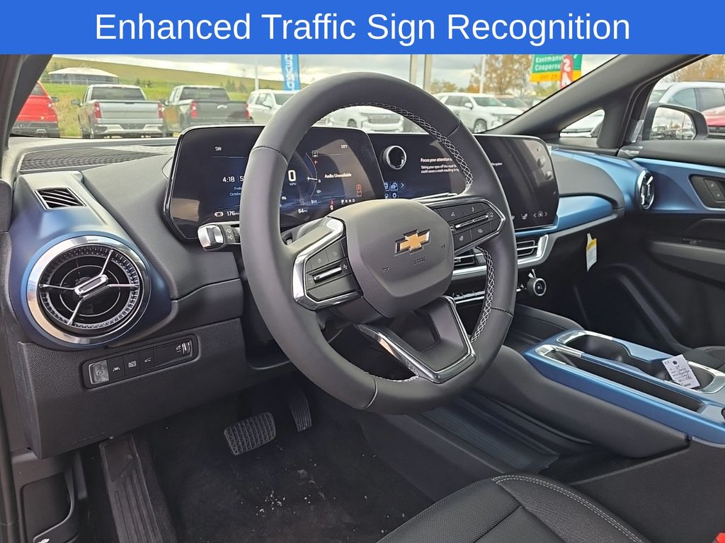 2025 Chevrolet Equinox EV LT 20