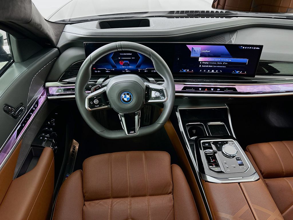 Thumbnail: 2025 BMW i7 - 22