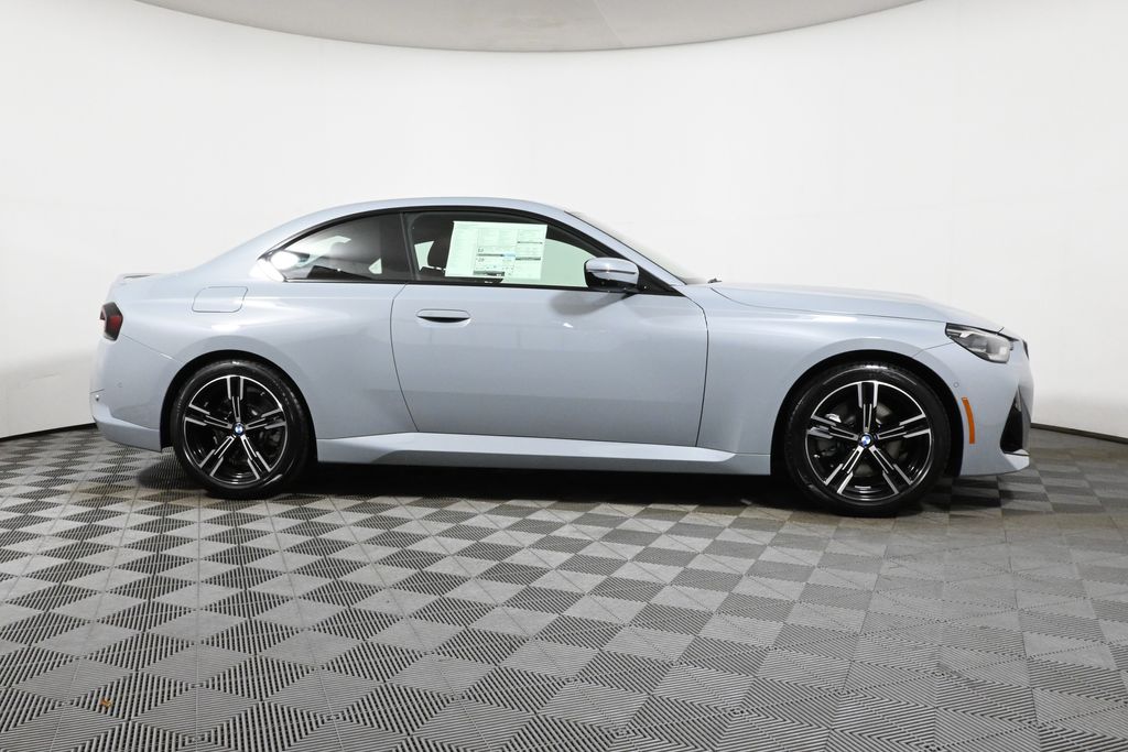 Thumbnail: 2026 BMW 2 Series - 8