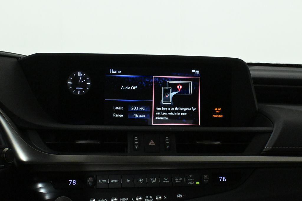 Thumbnail: 2021 Lexus ES - 22