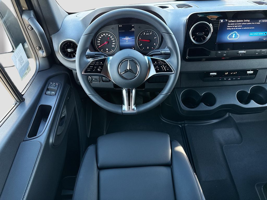 Thumbnail: 2026 Mercedes-Benz Sprinter - 11