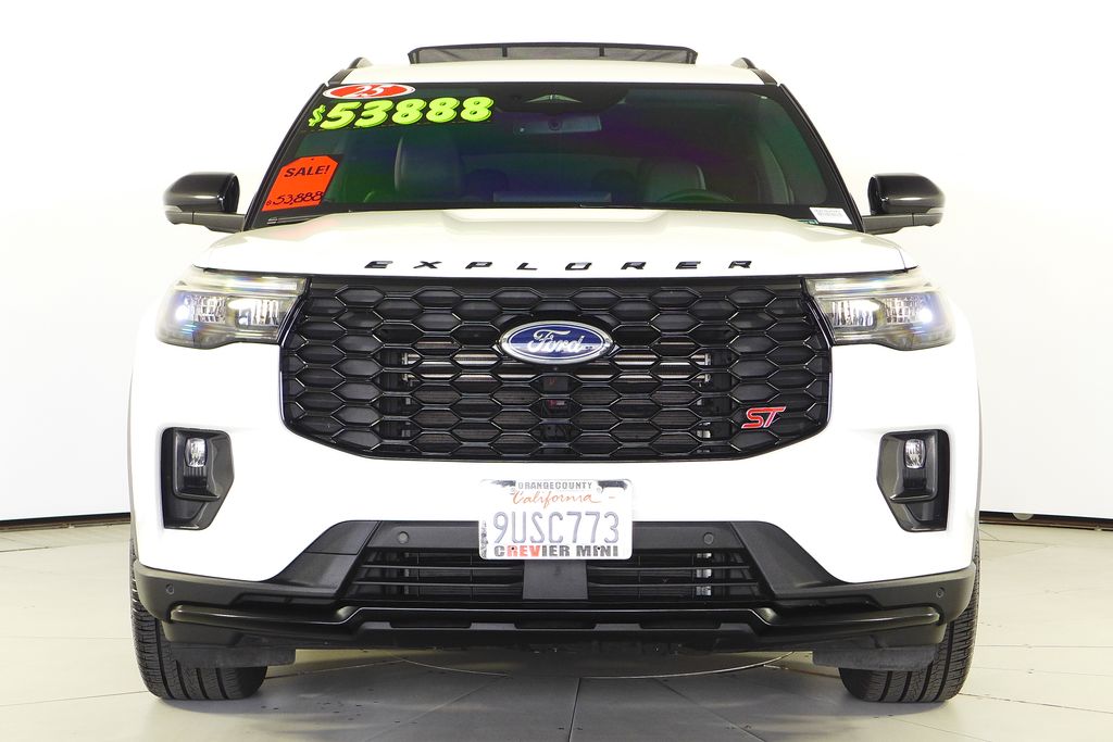 Thumbnail: 2025 Ford Explorer - 3